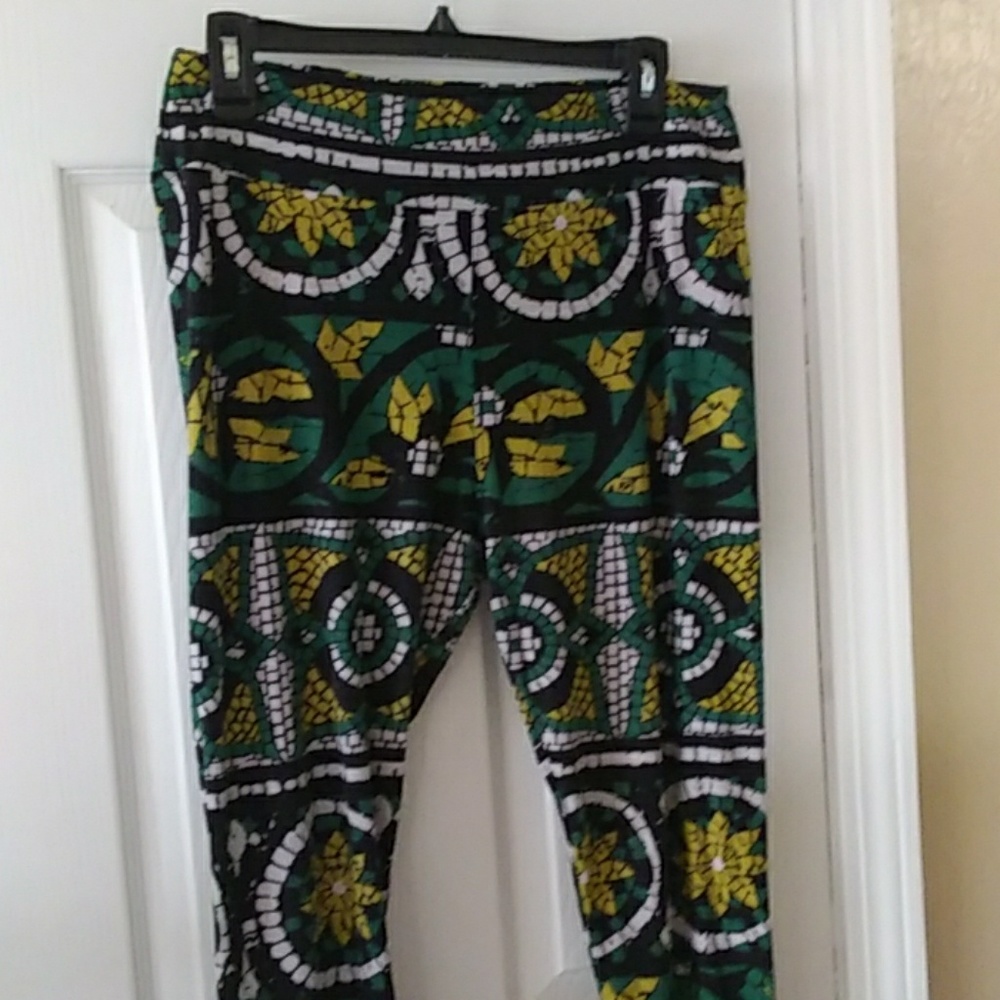 3 for $10/ Lularoe tall and curvy leggings
